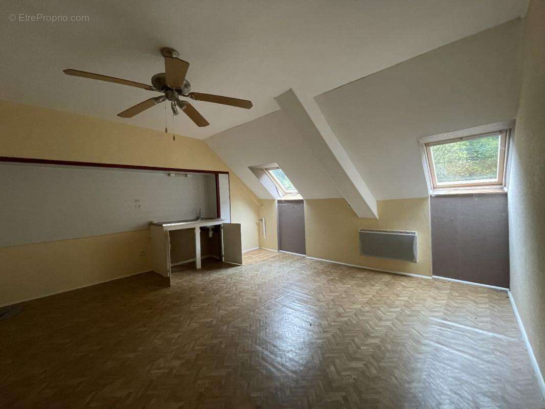 Appartement à SAINT-CERNIN