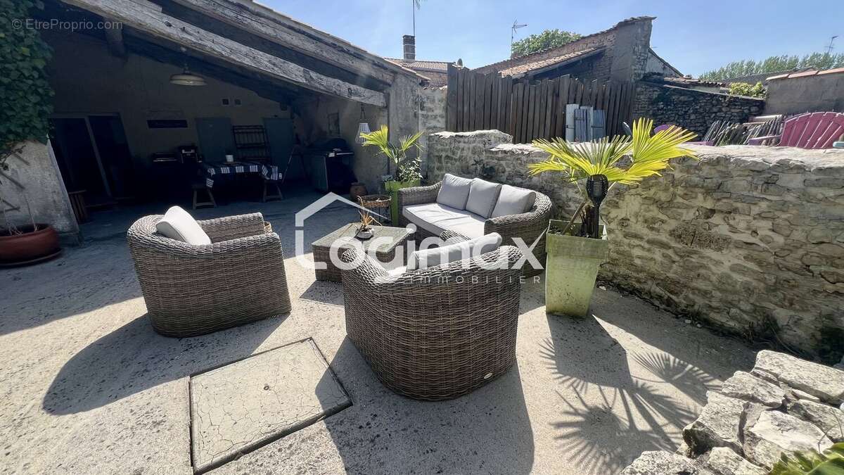 Maison 210 m² à Salles-Sur-Mer  - photo 16