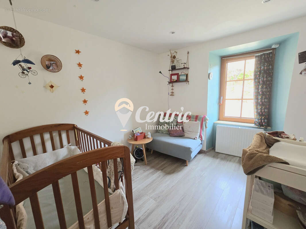 Maison 68 m² à Bressuire  - photo 8