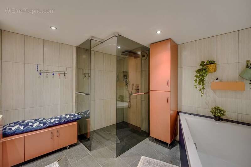 Appartement à MONTREUIL