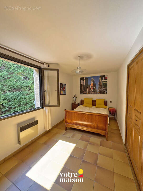 Appartement à PUYLOUBIER