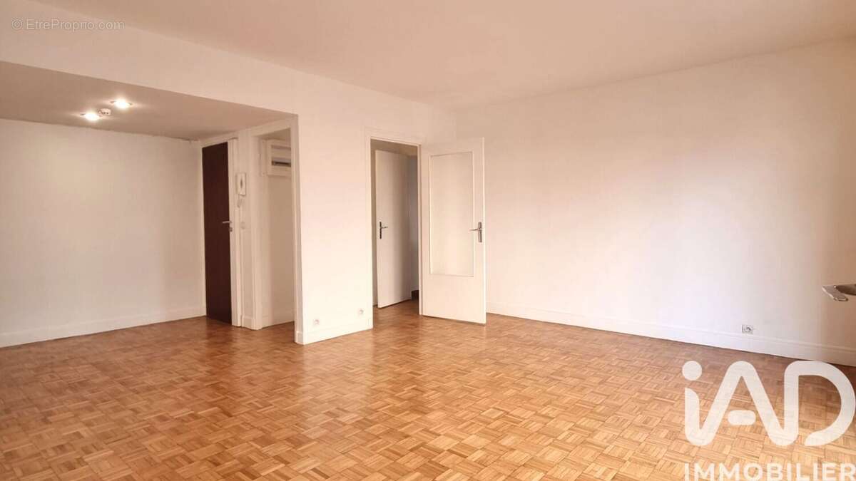 Photo 3 - Appartement à PARIS-14E