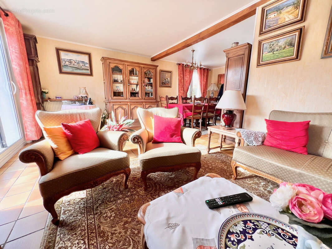 Maison à SAINT-MARTIN-DE-BOSCHERVILLE