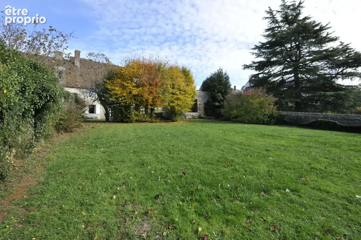 Maison de Maitre au coeur du Village de Pierre-Buffière - photo 6