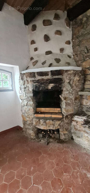 Maison à ORGNAC-SUR-VEZERE