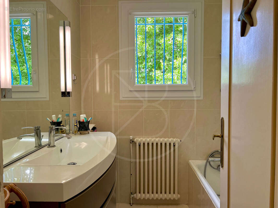 Maison à CARIGNAN-DE-BORDEAUX