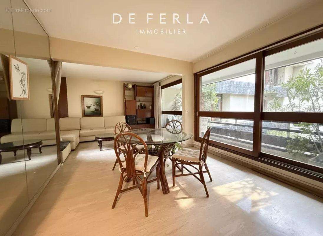 Appartement à PARIS-5E