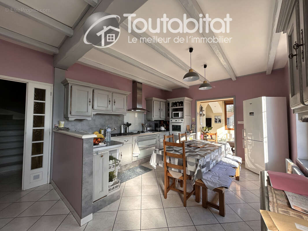 Maison à SAULCES-MONCLIN