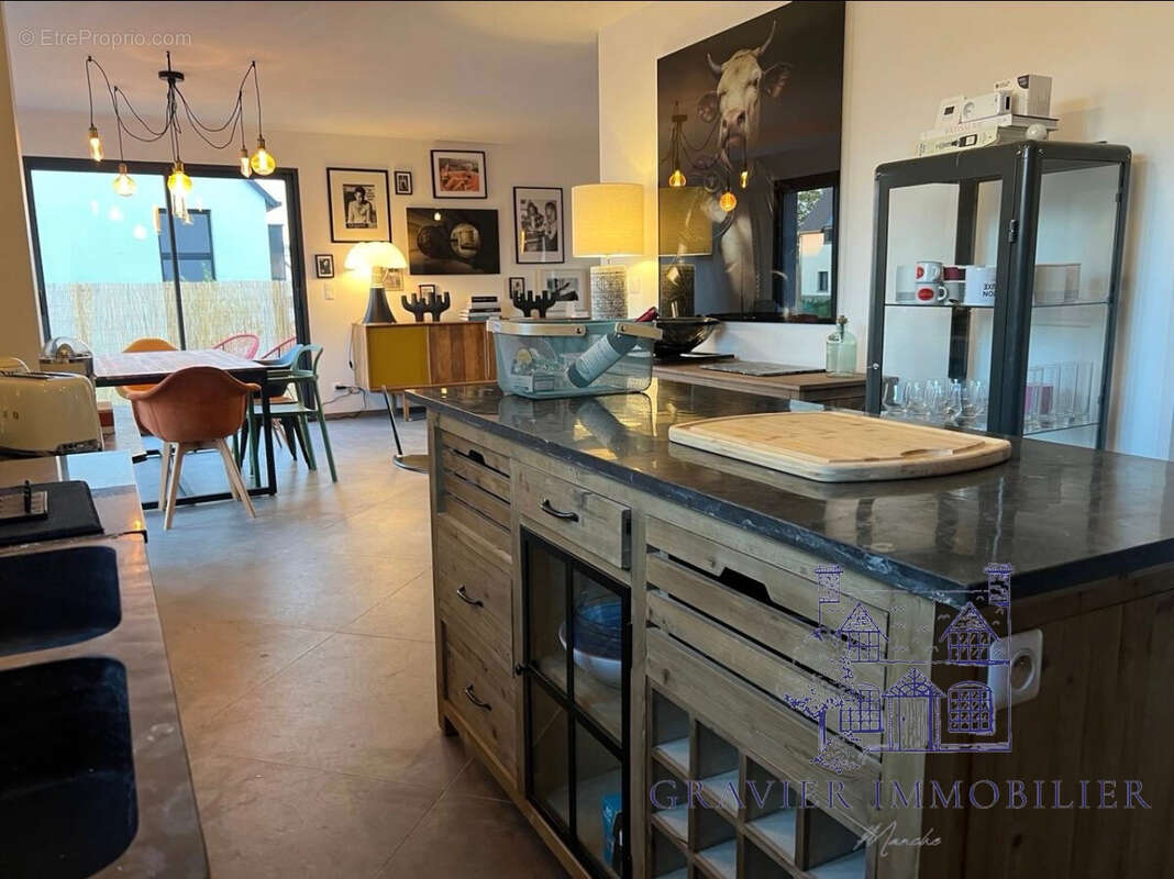 Maison à SAINT-MALO-DE-LA-LANDE