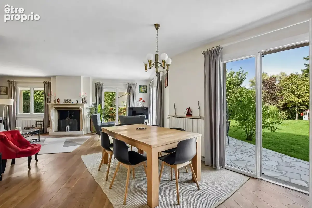 Croissy sur seine - maison familiale de 176 m² - 5 chambres - terrain de 867 m² - photo 3
