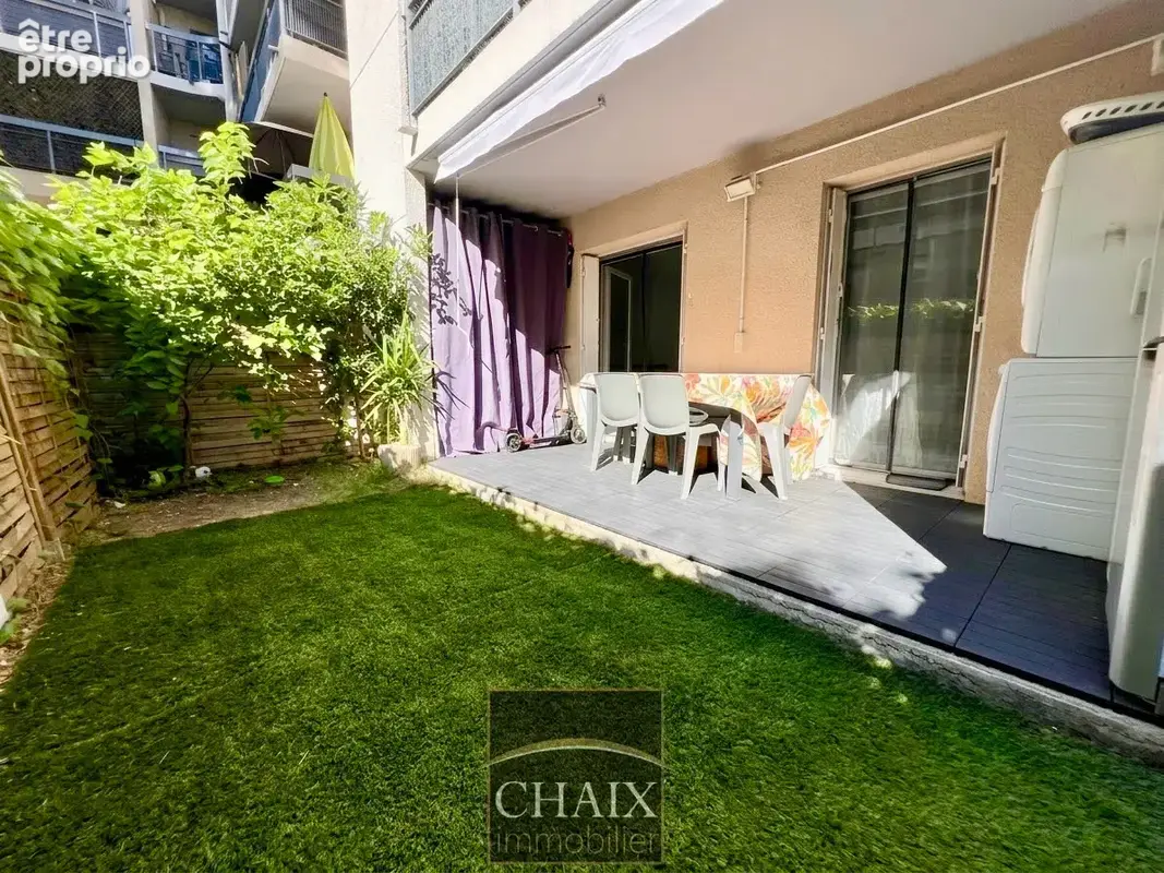 13400 AUBAGNE - Appartement type 3 rez-de-jardin avec extérieur et parking dans le centre - photo 7