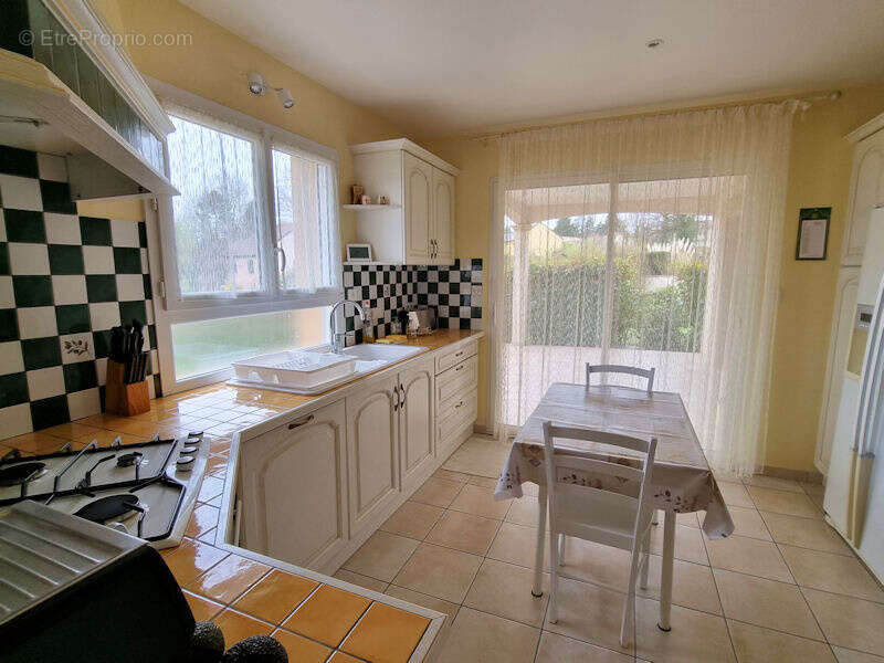 Maison à BELLERIVE-SUR-ALLIER