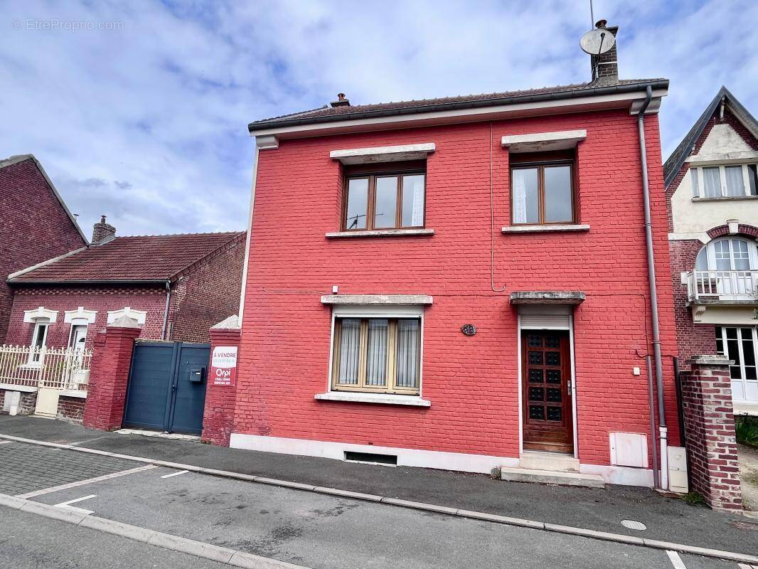 Maison à TERGNIER