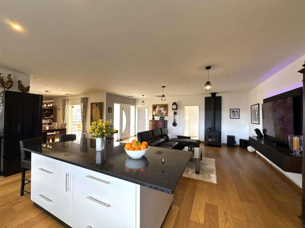 Villa de plain-pied avec logement indépendant - photo 3