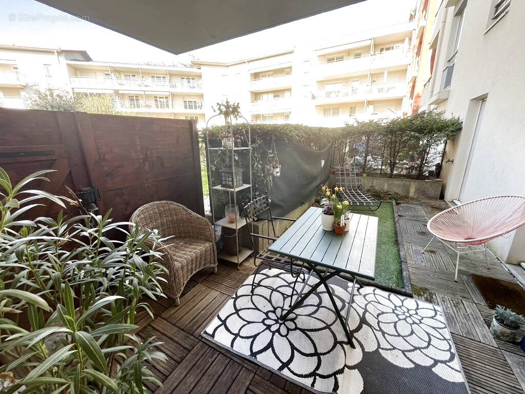 Appartement à TASSIN-LA-DEMI-LUNE