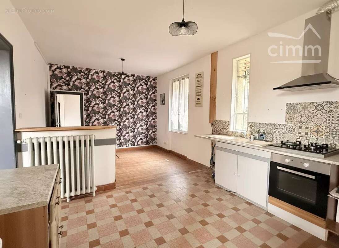 Maison à NOYERS-SUR-CHER