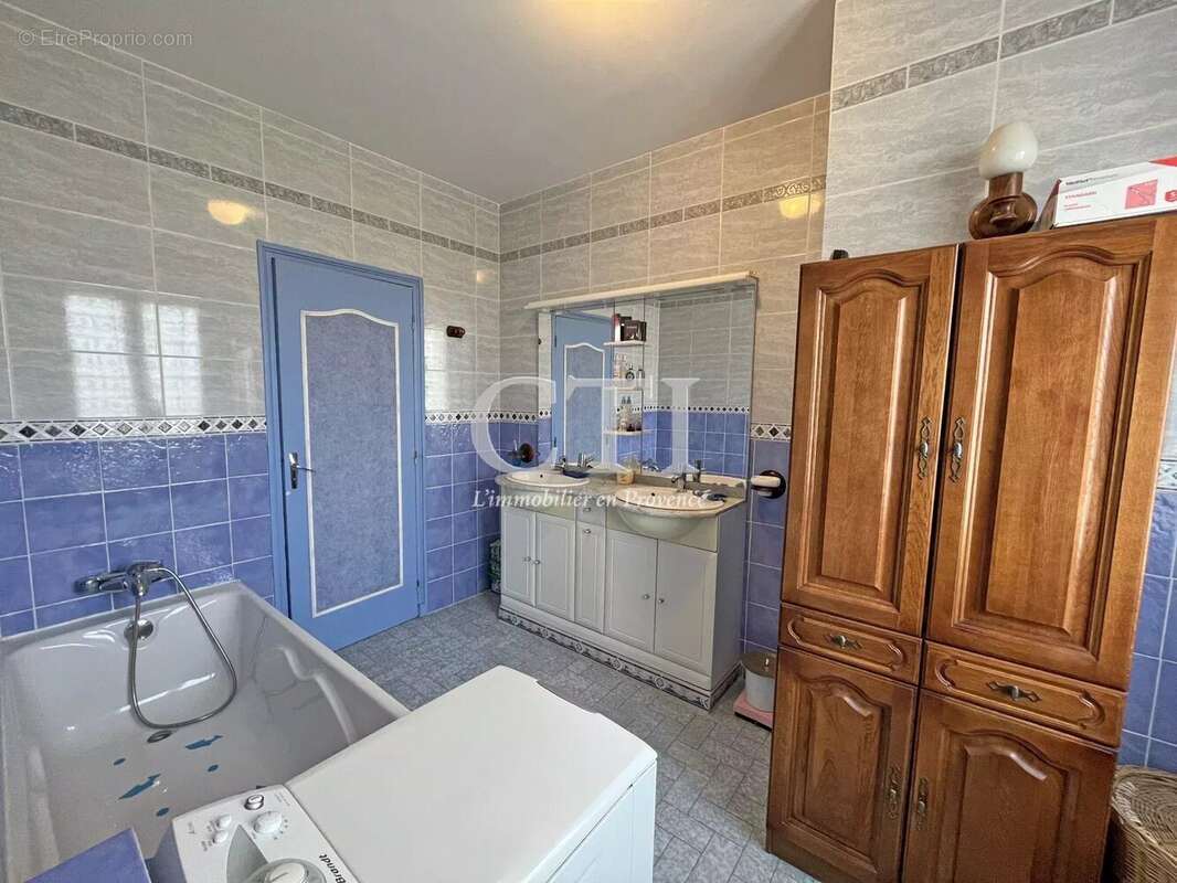 Maison à VAISON-LA-ROMAINE