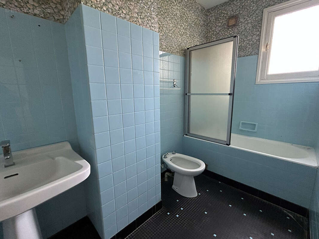 Maison à PLOUIGNEAU