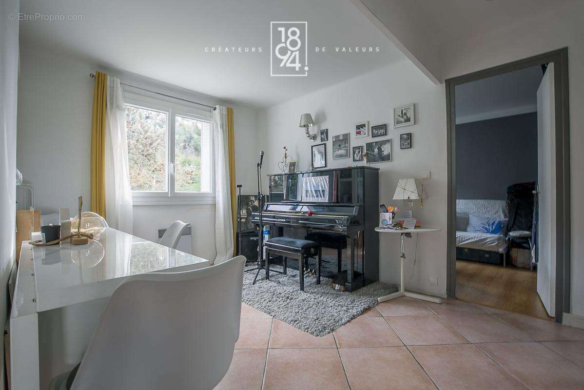 Appartement à MARSEILLE-13E