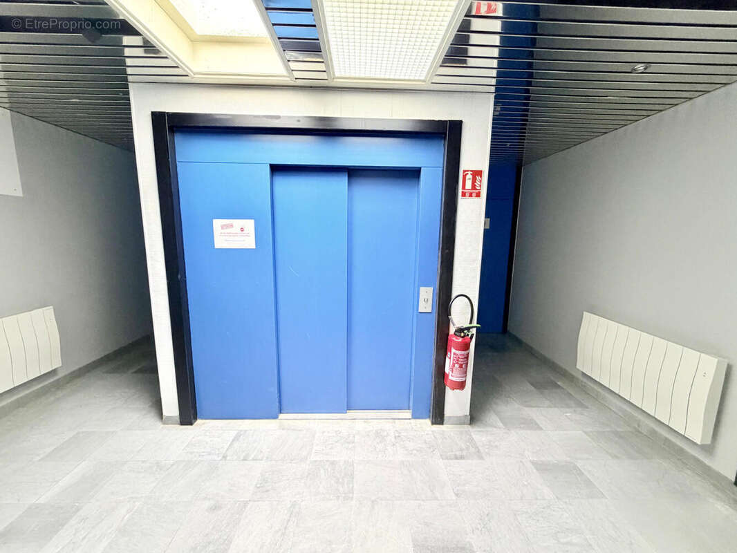 EXCLUSIVITE Archamps Ensemble de 4 bureaux (2 loués et 2 libres) avec rentabilité d'environ 12% !!! - photo 11
