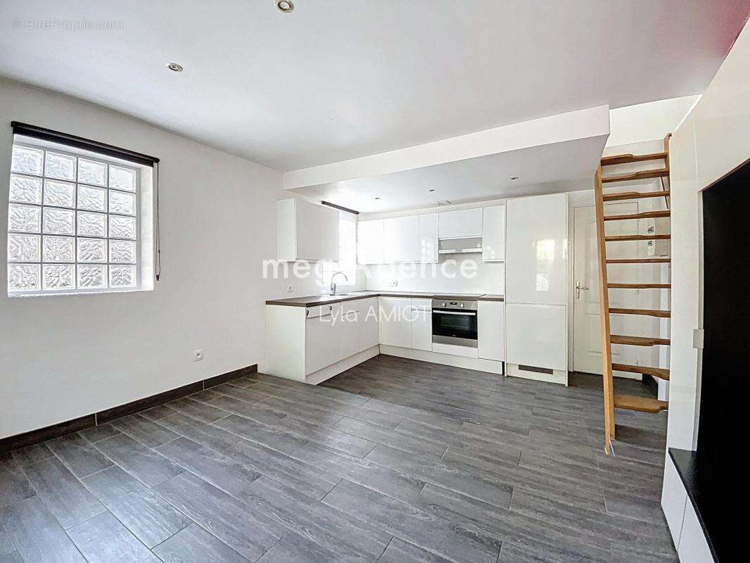 Appartement à MEULAN