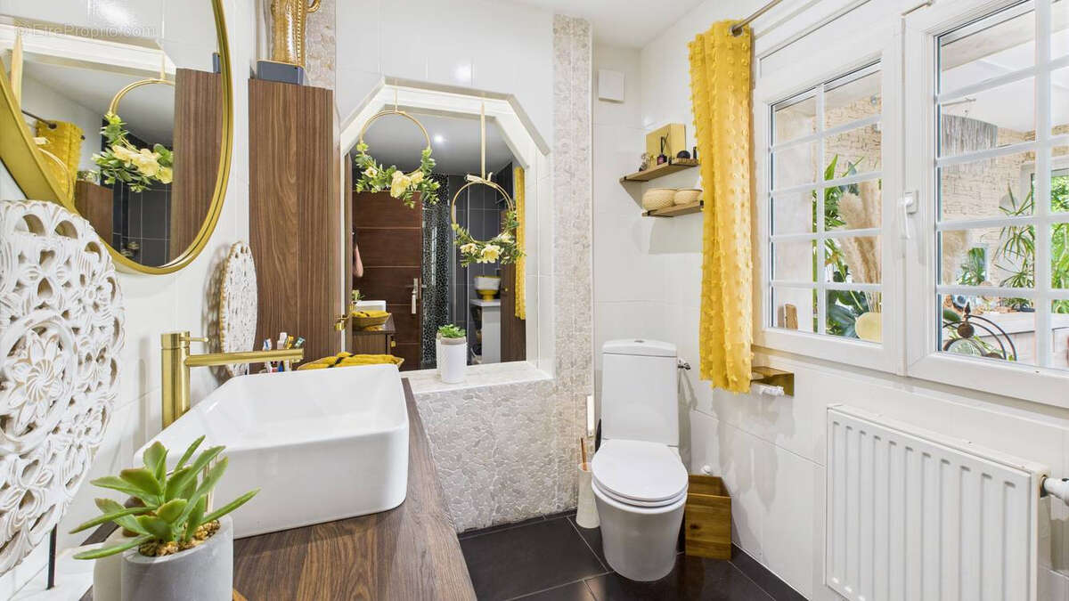 Maison à SAINTRY-SUR-SEINE