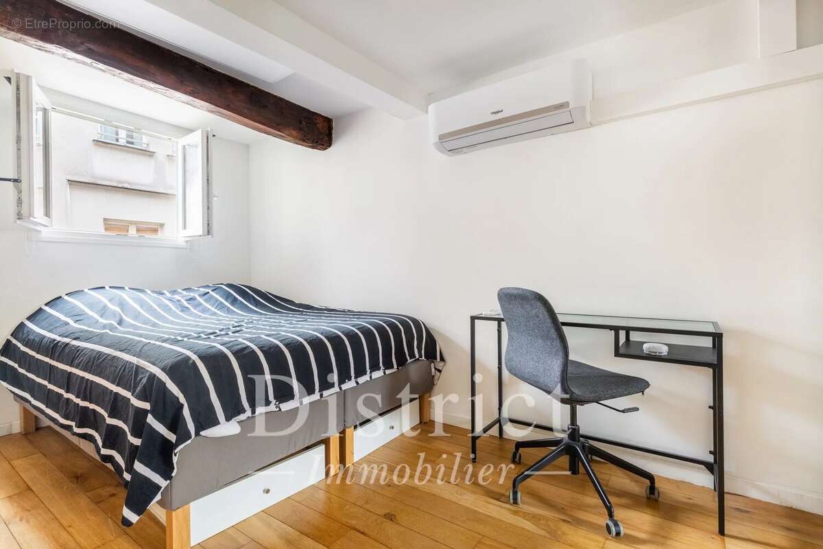 Appartement à PARIS-5E