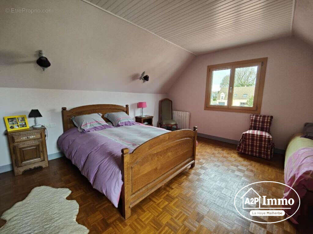 Maison à LE NEUBOURG