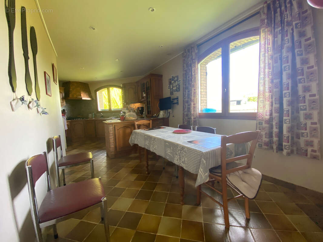 Maison à DOURIEZ