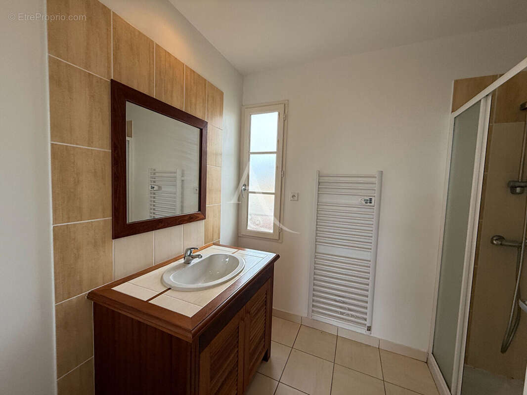 Maison à L&#039;AIGUILLON-SUR-VIE