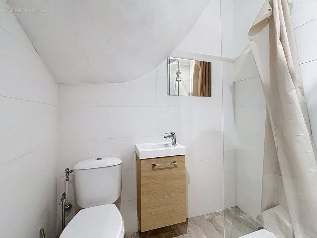 Appartement à SAINT-ETIENNE-DE-TINEE