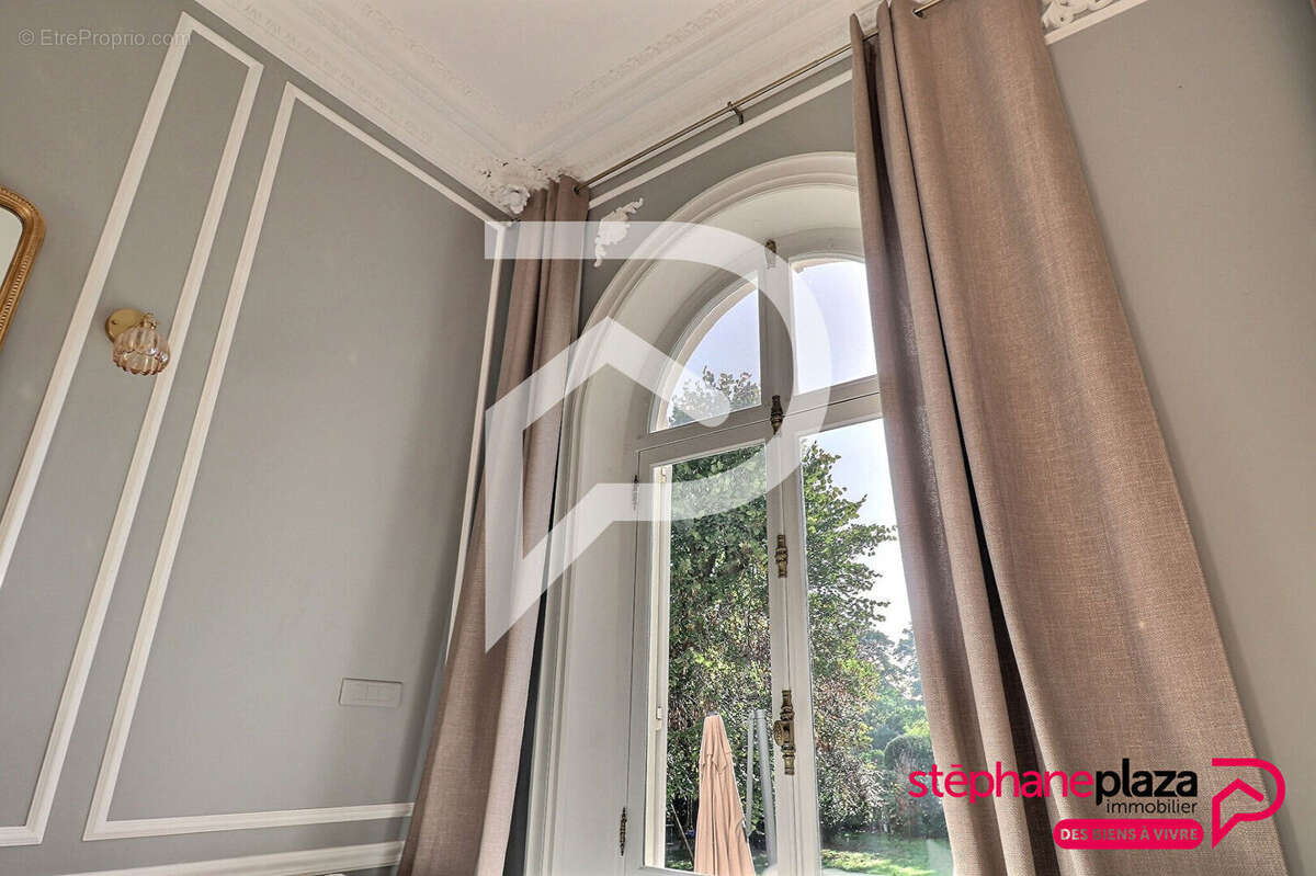 Maison à MAISONS-LAFFITTE