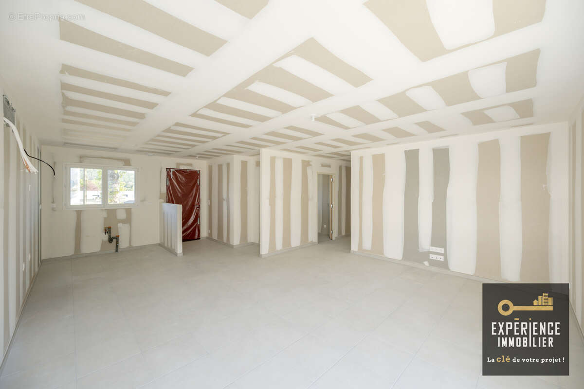 Maison à LE QUILLIO