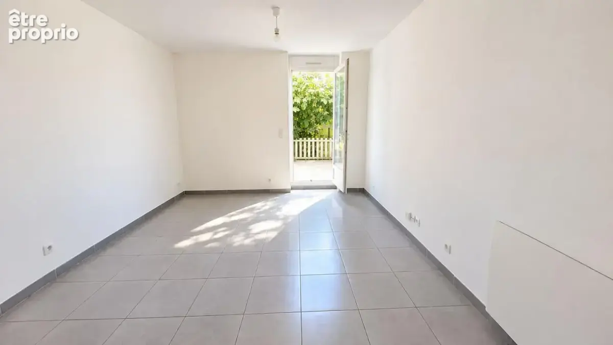 Appartement type 2 sur le secteur DES ROUTES  avec deux terrasse privative de 10 et 7 m² ainsi qu un cellier - photo 3