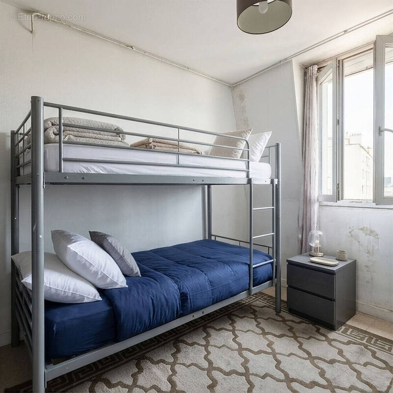 Appartement à PARIS-18E