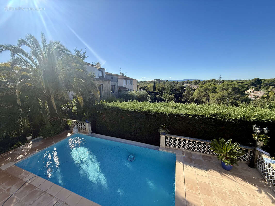 Maison à SAINT-RAPHAEL