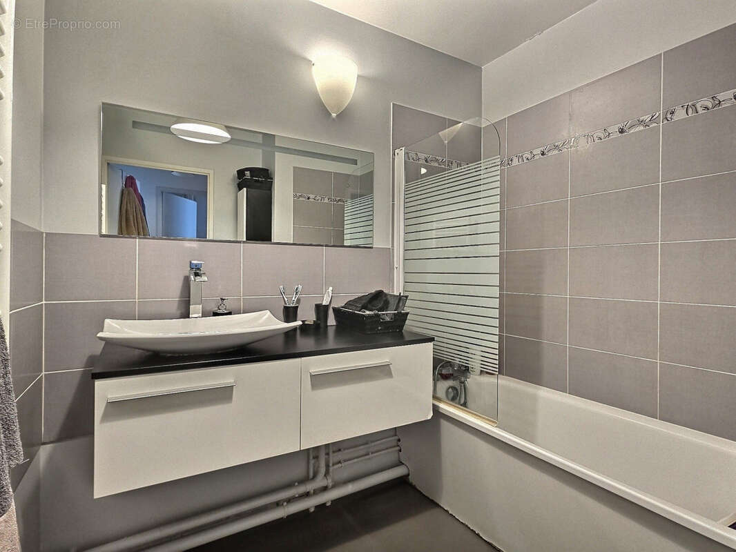 Appartement à VIGNEUX-SUR-SEINE