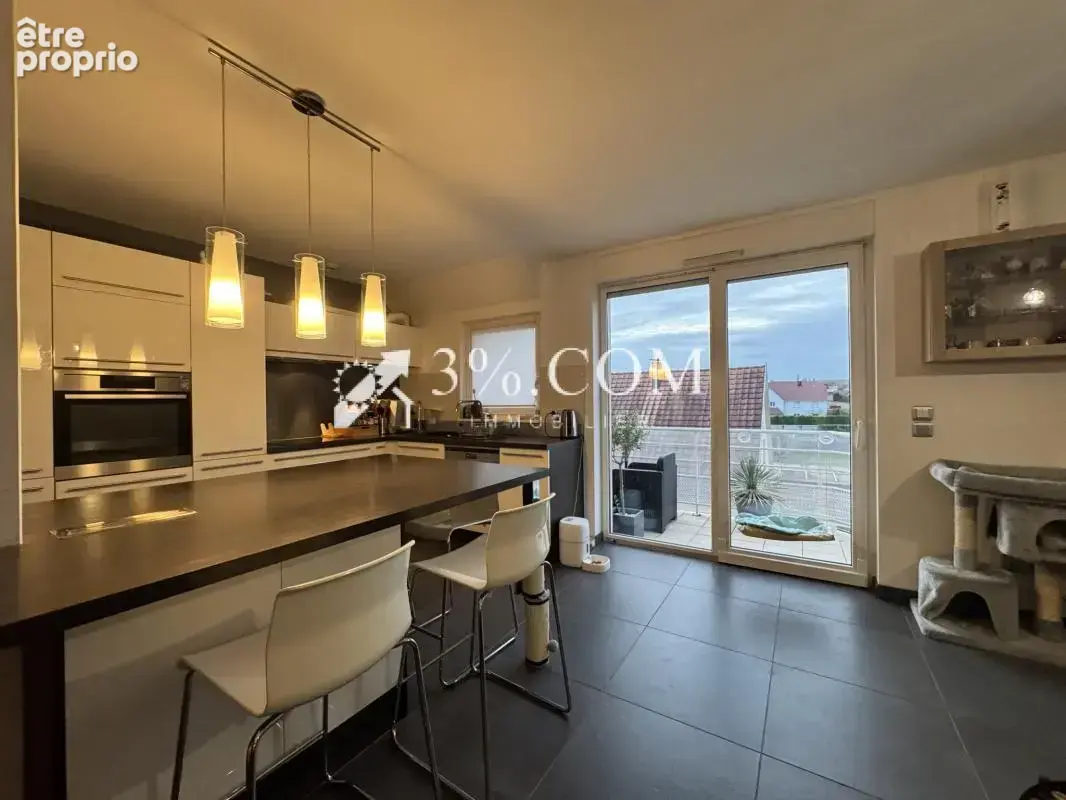 3%COM Très beau F3 avec terrasse- parking- cave - photo 6