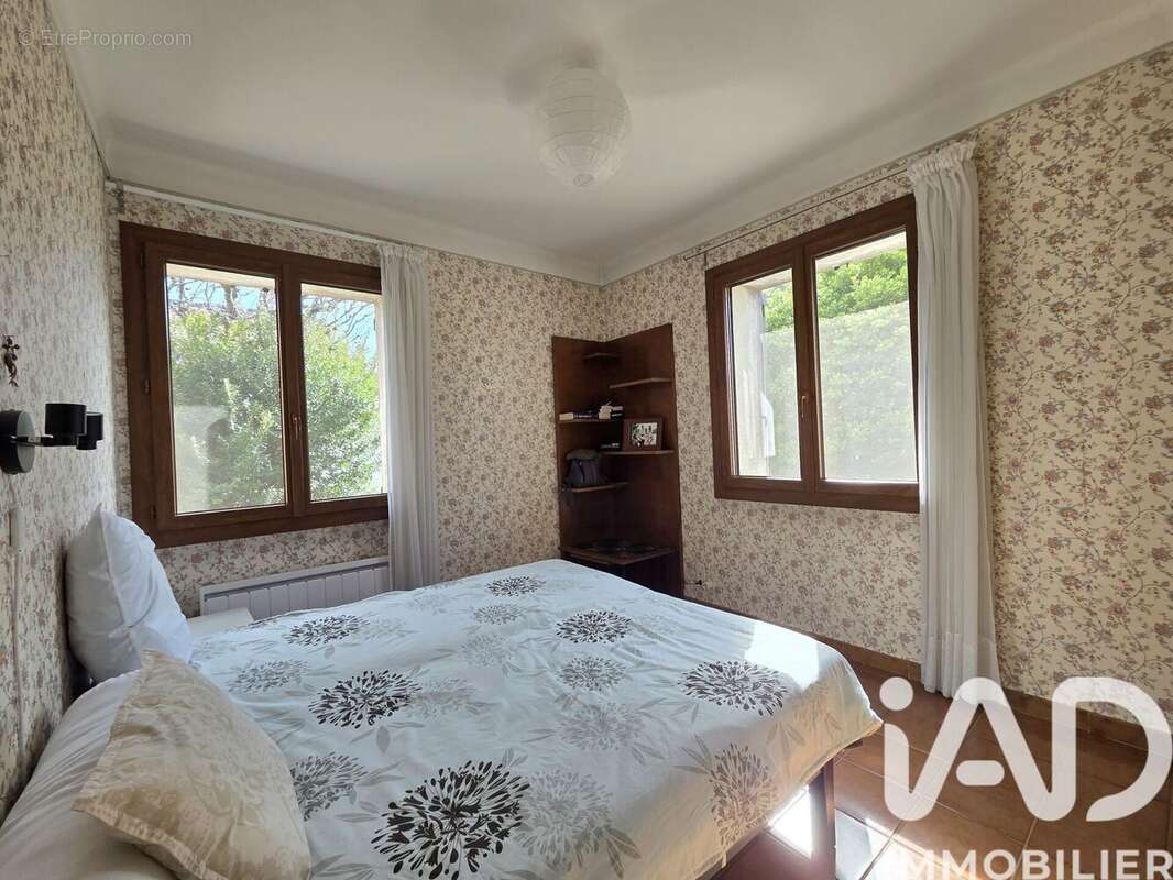 Photo 7 - Maison à ENTRAIGUES-SUR-LA-SORGUE