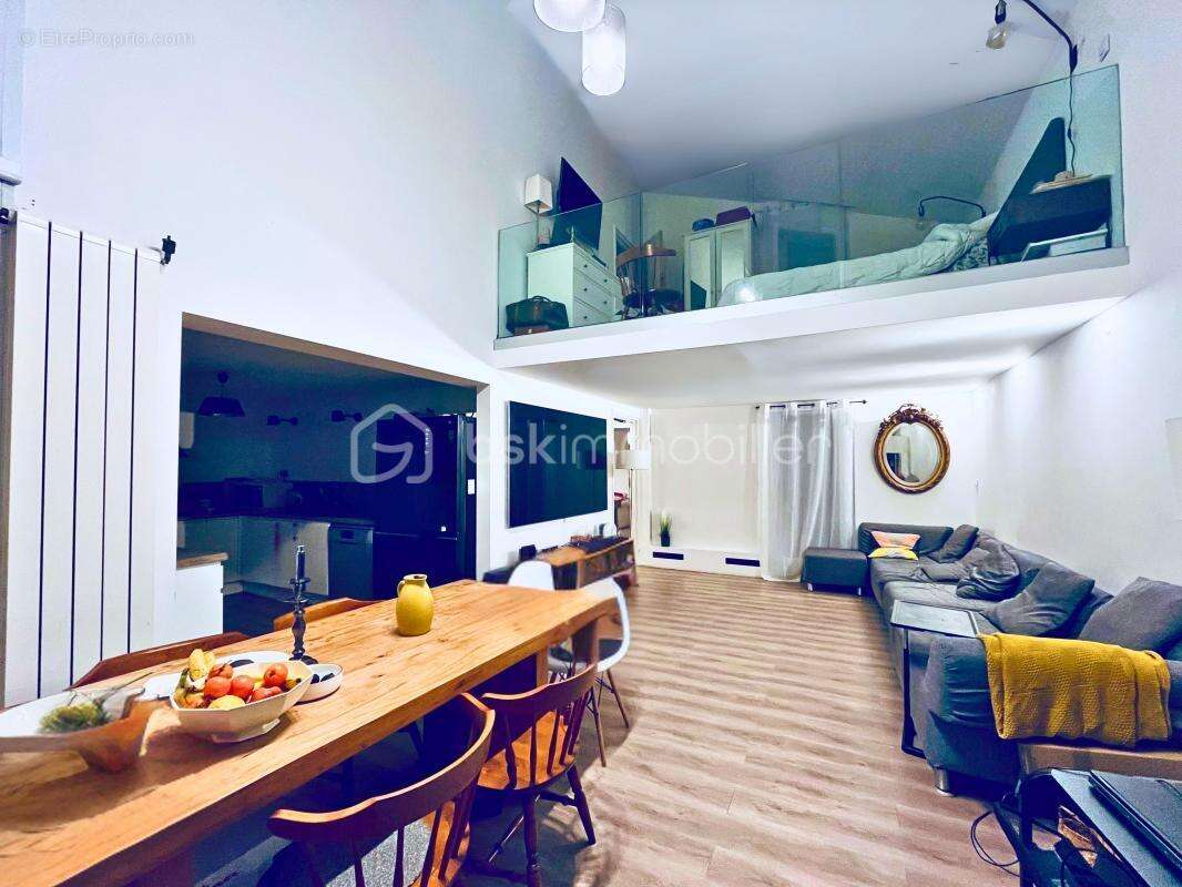 Maison à EMERAINVILLE