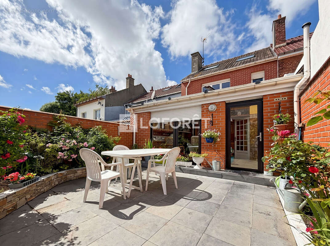 Maison à CALAIS