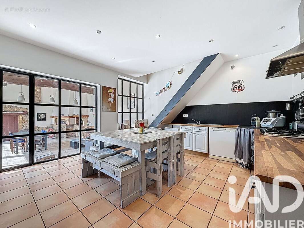 Photo 3 - Maison à REYRIEUX