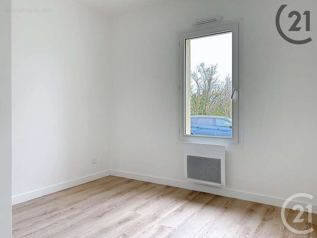 Maison à MESNIL-SAINT-PERE