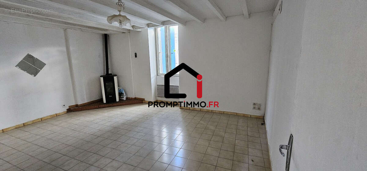 Maison à VILLENEUVE-DE-BERG