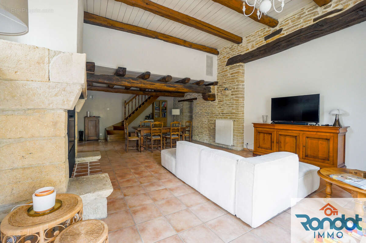 Maison à PICHANGES