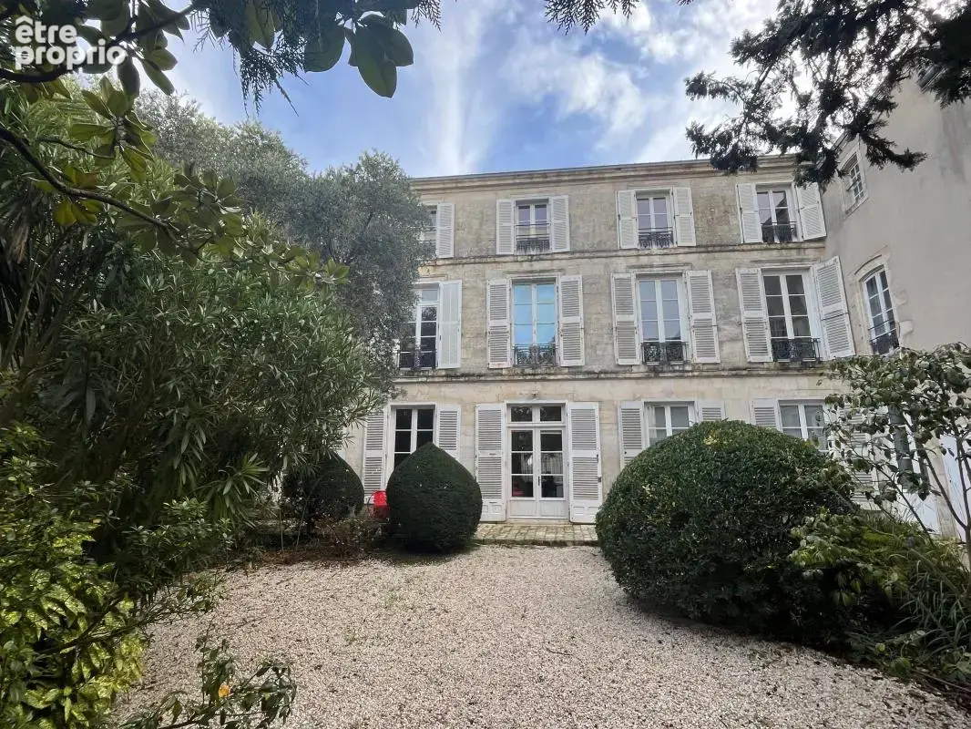 À vendre – Studio 26 m² – La Rochelle, hyper centre au calme! - photo 2