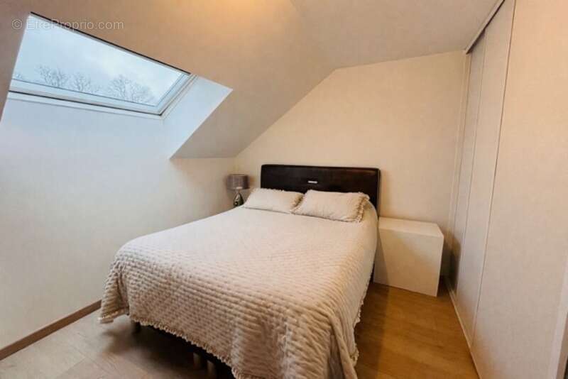 Maison contemporaine 2024 MEUCON – DPE A/A – Tout à pied, confort et prestations de qualité - photo 8
