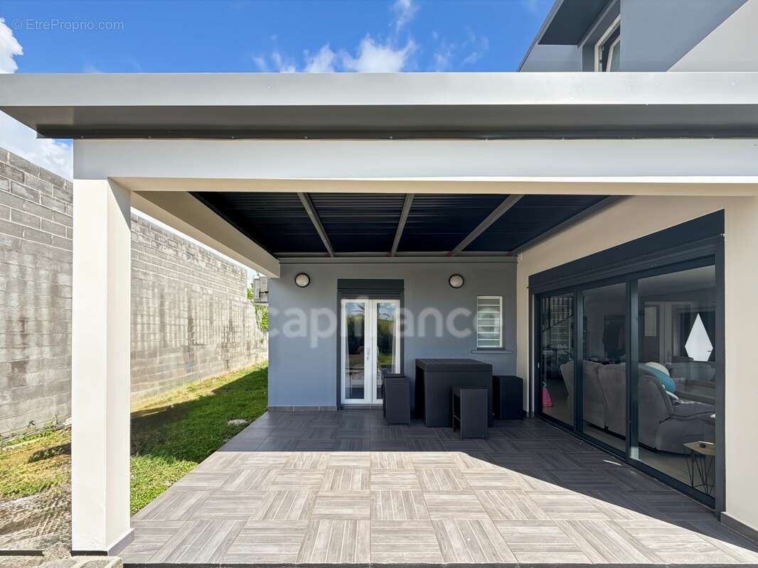 Une maison contemporaine avec vue mer, volumes généreux et cadre de vie privilégié à Sainte-Marie - photo 10