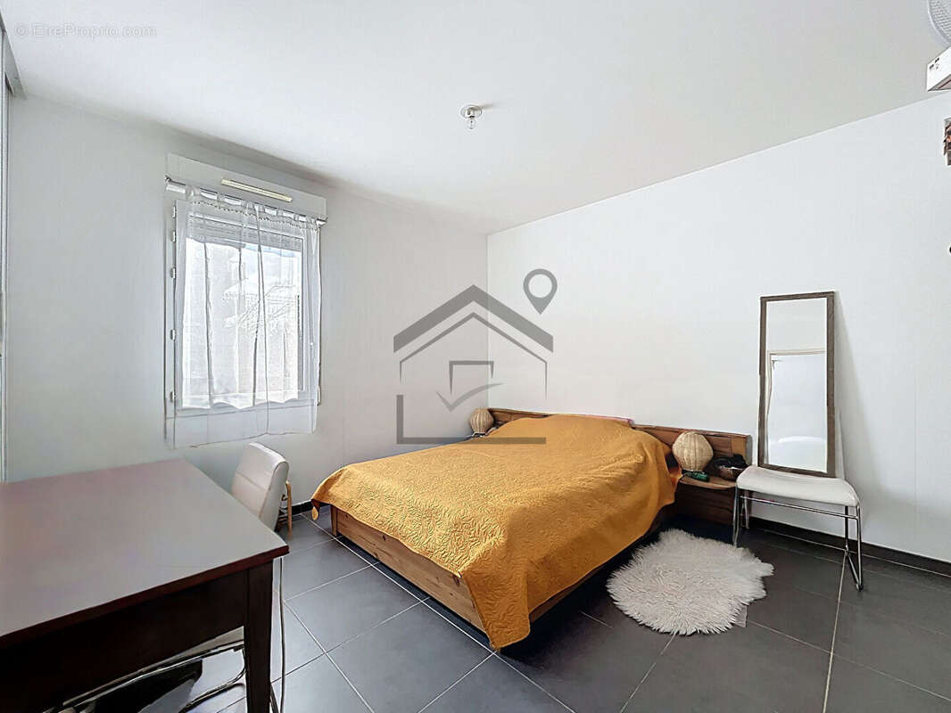Appartement 42 m² à Vitrolles  - photo 4