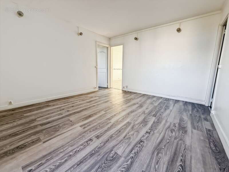 Appartement à VITRY-SUR-SEINE